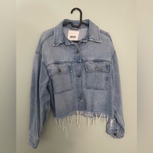 AERIE size M cute cropped jean jacket